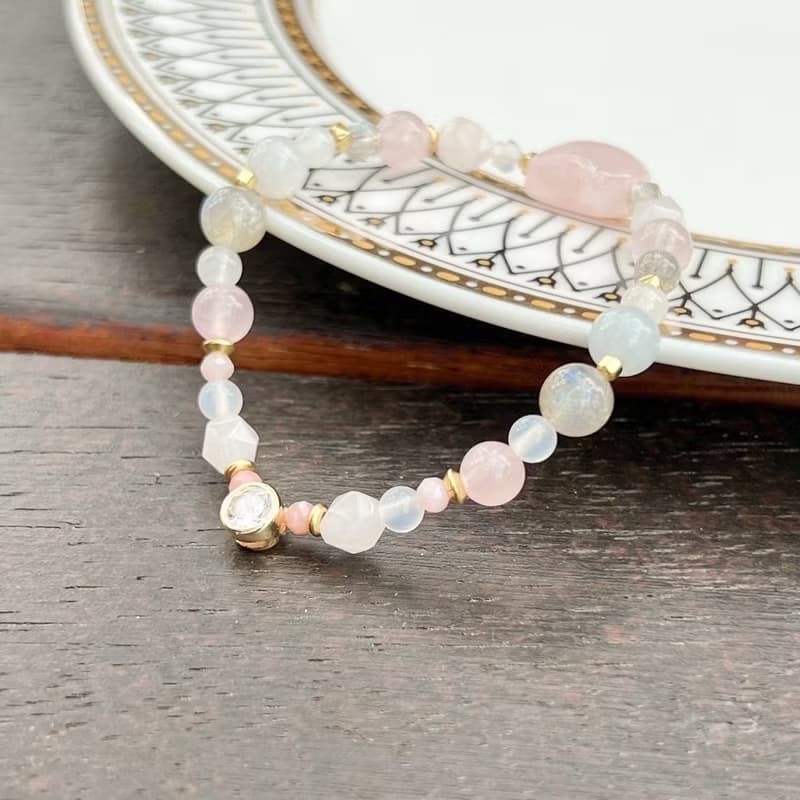 【貓女伯爵】貓咪頭粉水晶手鍊