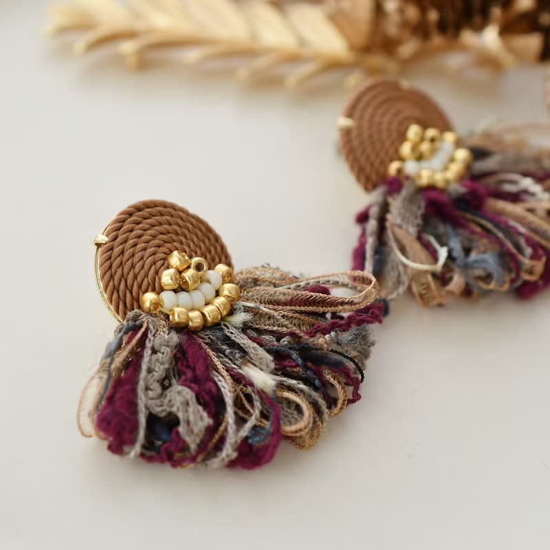 イヤリング/String tassel earrings /Brawn