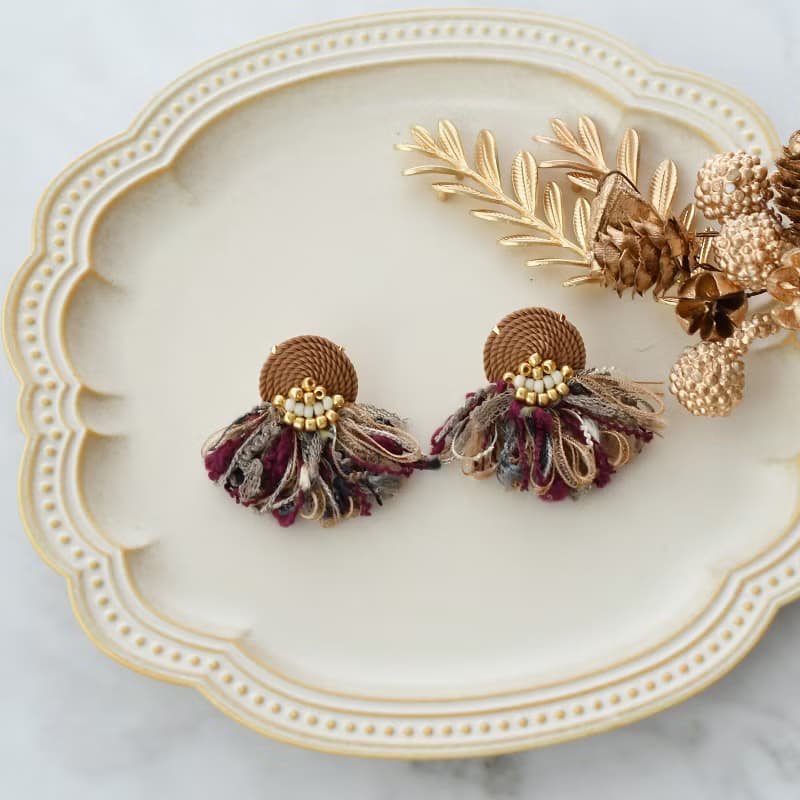 イヤリング/String tassel earrings /Brawn