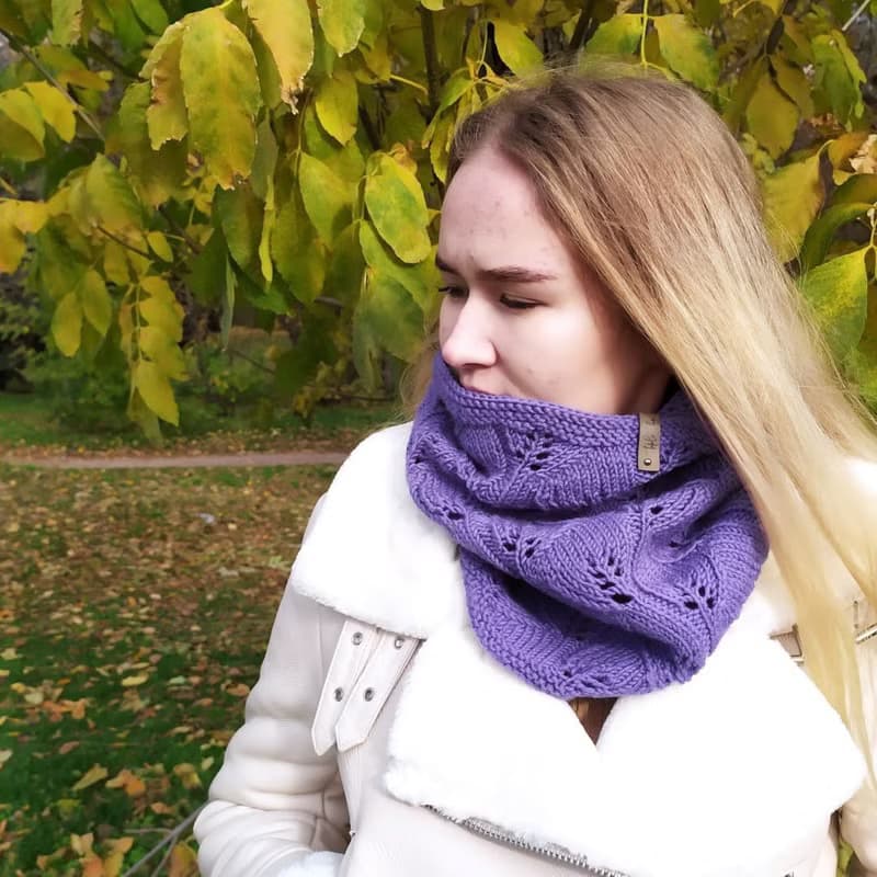 Womens knitted handmade neckwarmer