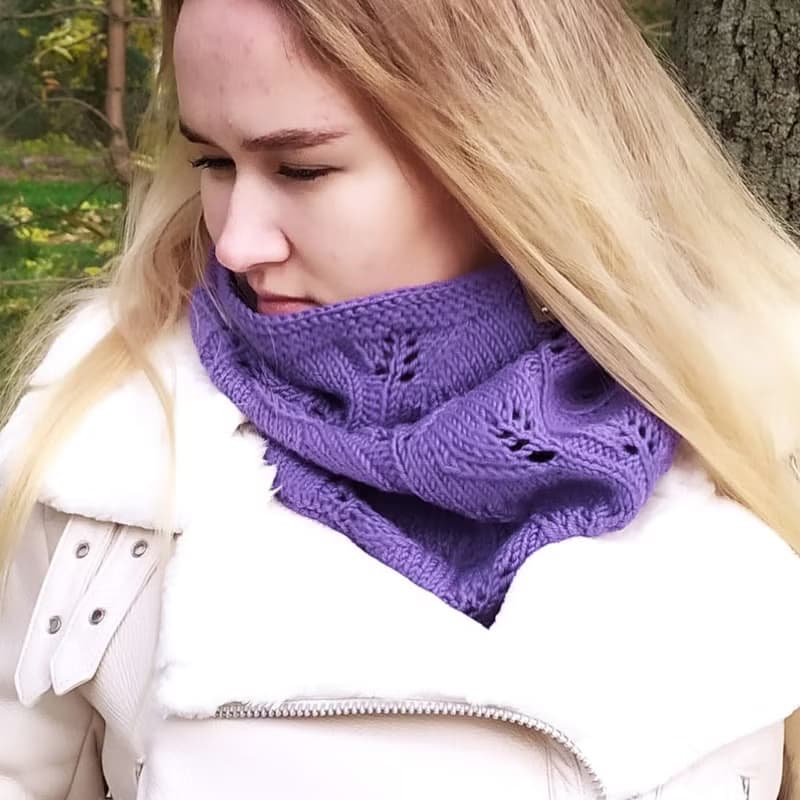Womens knitted handmade neckwarmer