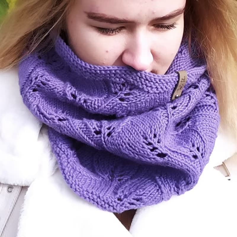 Womens knitted handmade neckwarmer