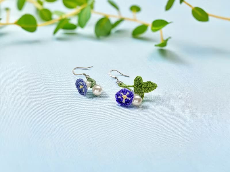 手鉤花耳飾。牽牛花。紫