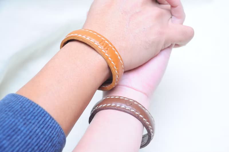 【皮革手鈪 (1對裝) 】Leather Bangle  (A Pair) —深棕 RUSSEL 皮革材料包 免費壓字 皮革手鈪 情侶手鈪 皮革