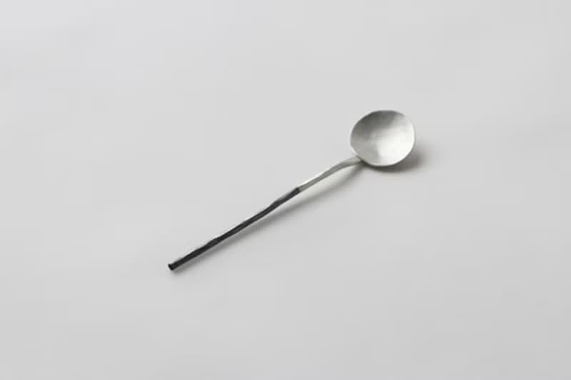 小さいまあるいスプーン