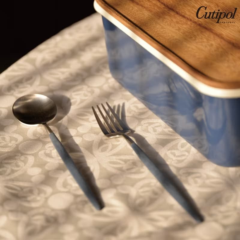 葡萄牙Cutipol 優惠套組Chabatree琺瑯木蓋盒+GOA藍柄點心組