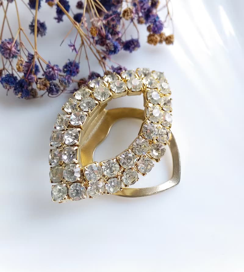 【西洋古董飾品】氣質 白鑽 馬眼單圈 圍巾夾 絲巾扣 絲巾夾