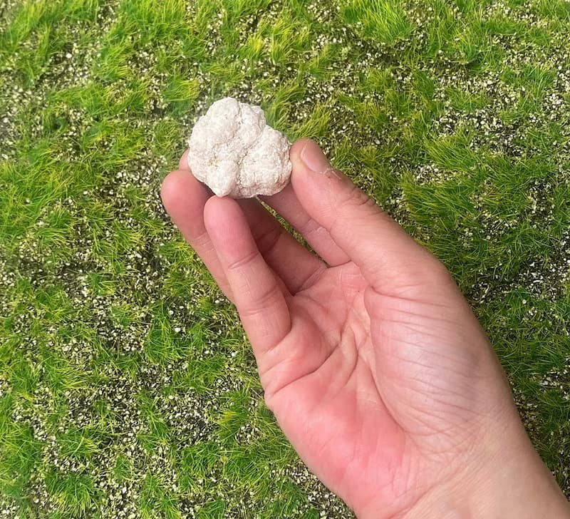天然原礦可愛招財白晶洞 財運水晶 快速出貨 辦公室擺件 風水擺件
