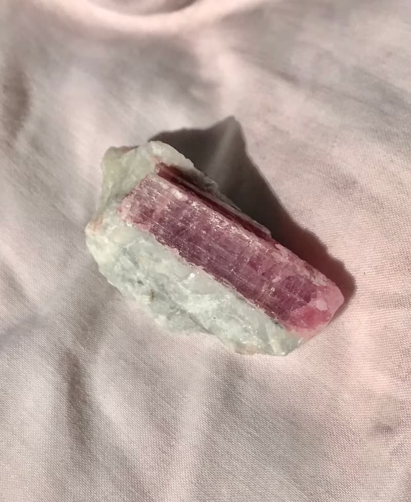 粉紅碧璽 型狀特別 閃亮 水晶簇 擺設 城堡 礦標 天然原石 水晶