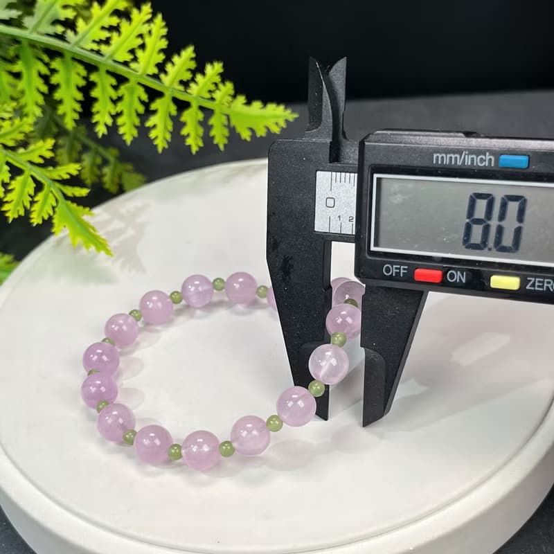 精品紫鋰輝手串8mm冰透拉絲淺薰衣草紫搭配湖水綠和田玉淡雅柔潤
