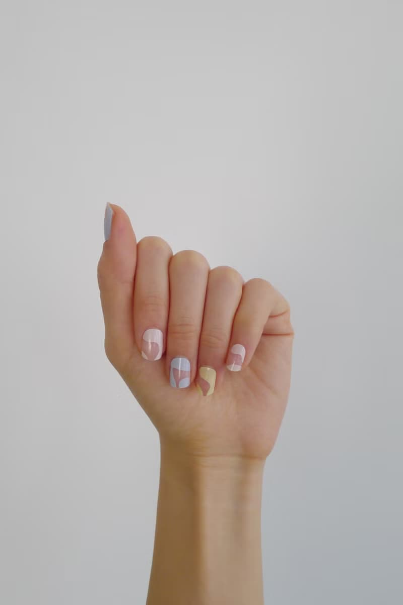 Muted RYB凝膠指甲貼