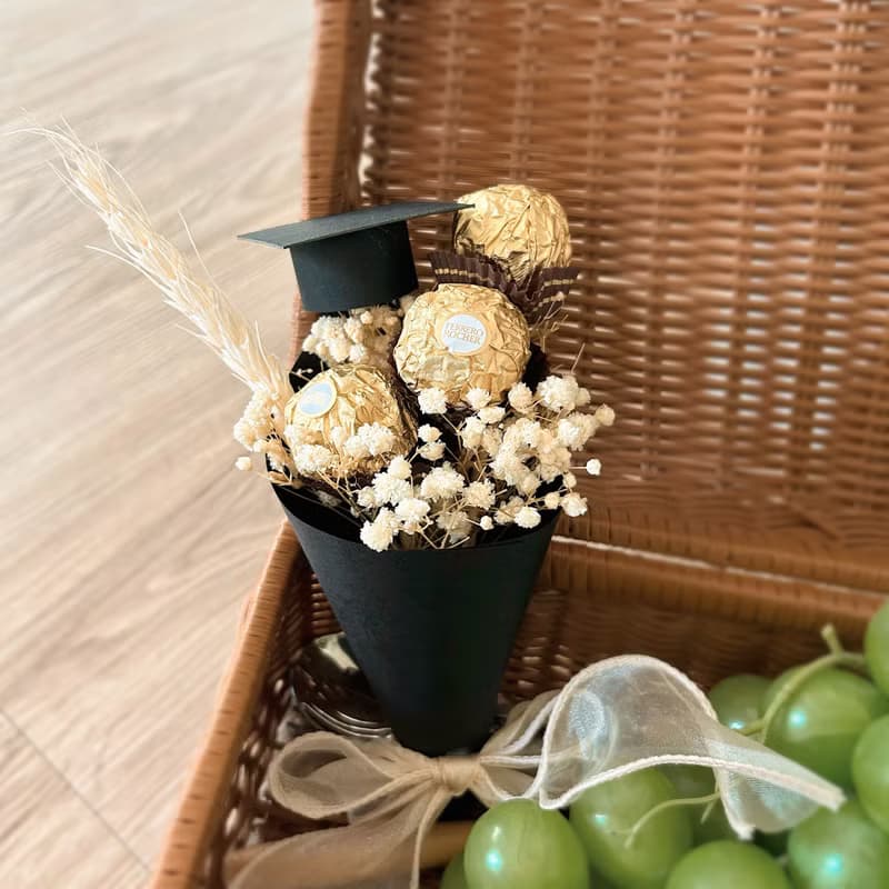 【活動限定】畢業禮物/畢業/金莎巧克力/花束甜筒/送禮/畢業花束