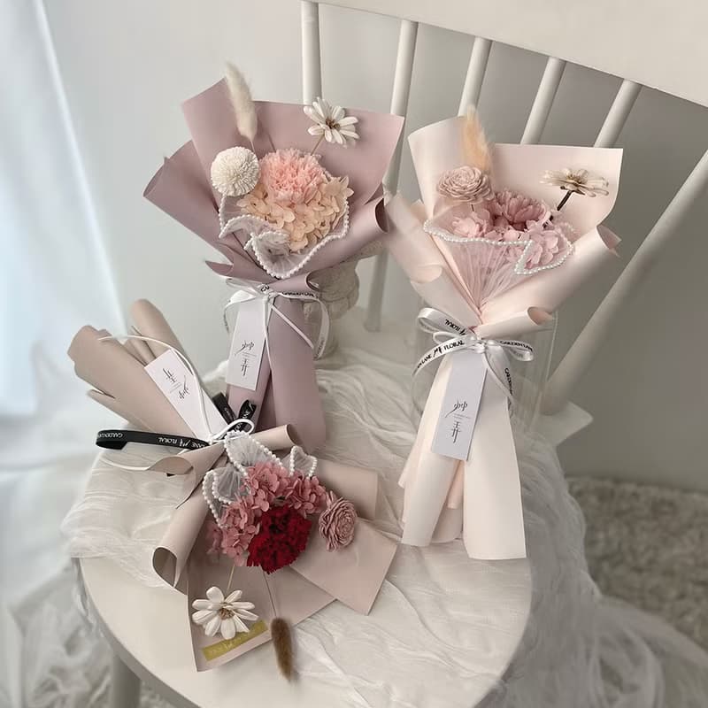 【艸弄花藝】愛的呢喃・母親節康乃馨花束 (S) 名媛粉