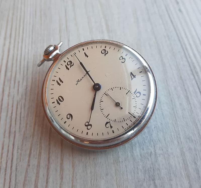 Soviet pocket watch Molnija 3602 - wind up mechanic retro mens watch USSR