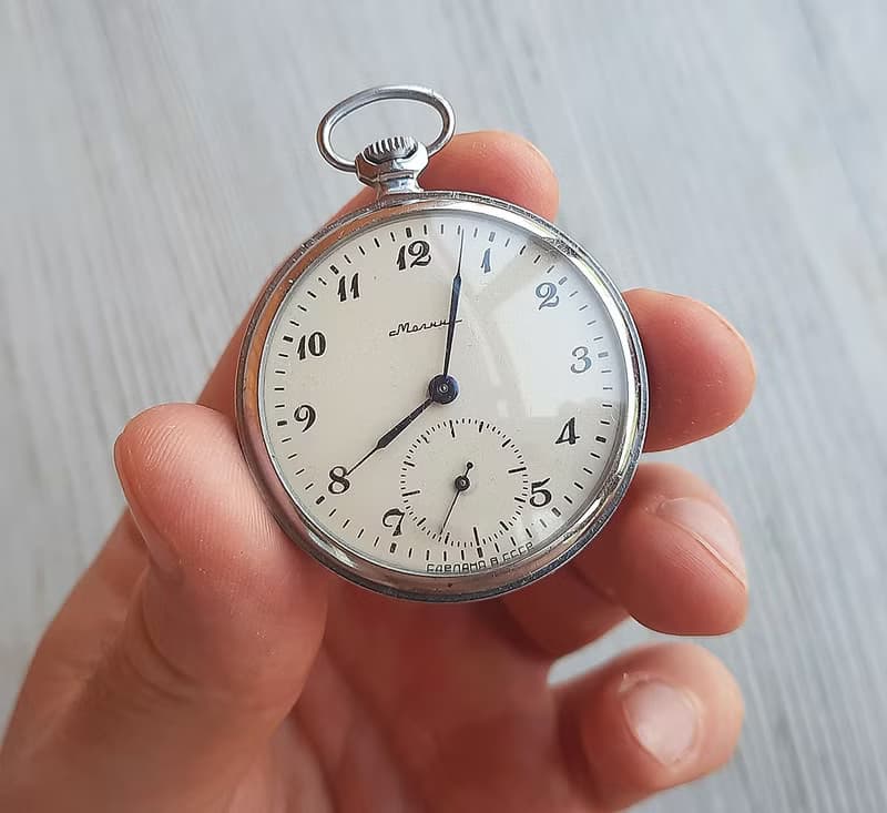 Soviet pocket watch Molnija 3602 - wind up mechanic retro mens watch USSR