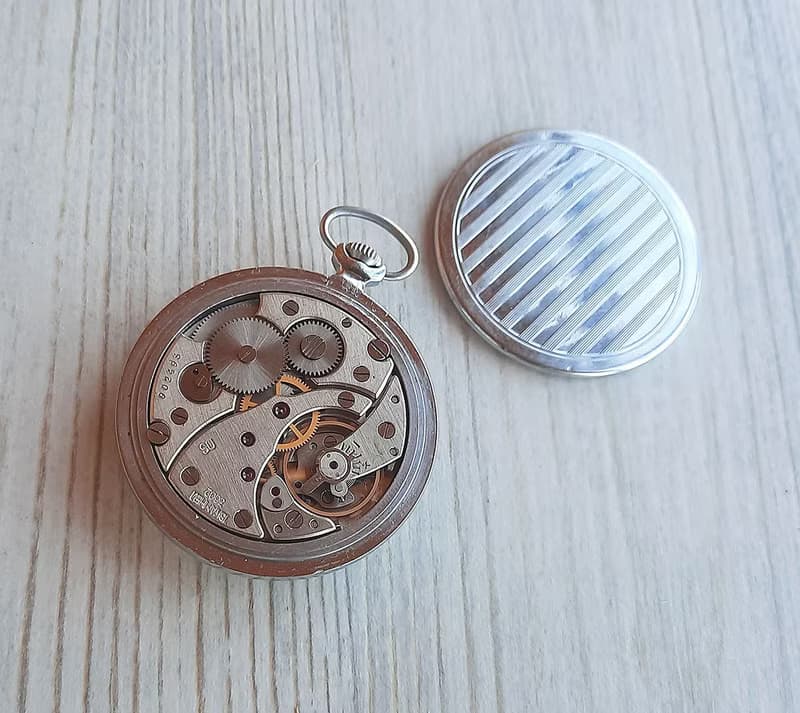 Soviet pocket watch Molnija 3602 - wind up mechanic retro mens watch USSR