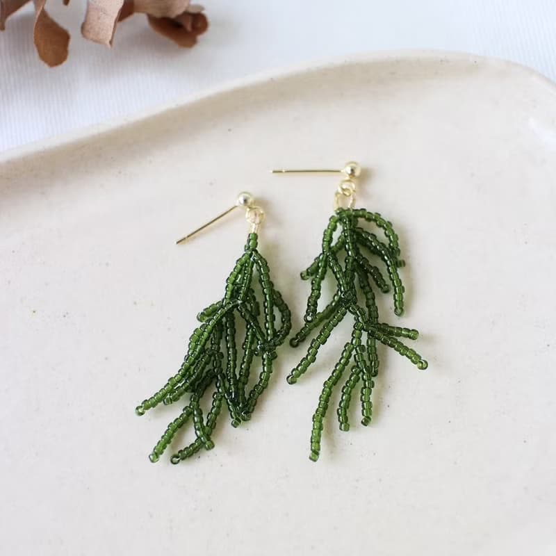 串珠耳飾_松葉/深綠色/beading earing