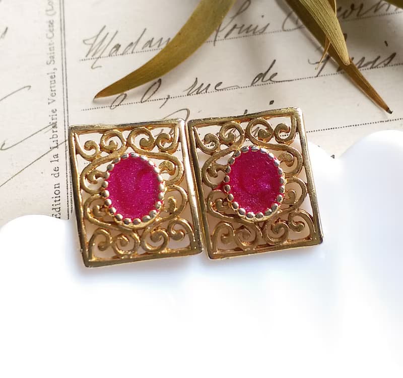 Vintage Jewelry 西洋古董飾品 金屬鍍金 簍空窗花 針式耳環