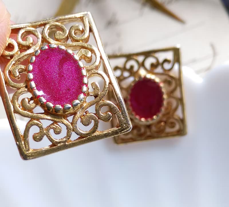 Vintage Jewelry 西洋古董飾品 金屬鍍金 簍空窗花 針式耳環