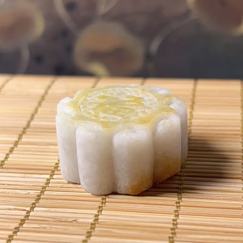 飄黃翡翡翠月餅擺飾擺件 | 天然緬甸玉A貨翡翠 | 送禮