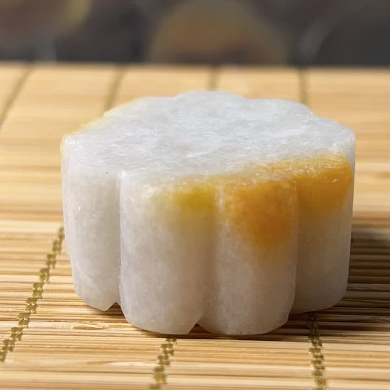 飄黃翡翡翠月餅擺飾擺件 | 天然緬甸玉A貨翡翠 | 送禮