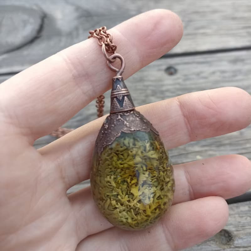 Forest necklace with lichen Witch jewelry Lichens in resin necklace 生日禮物 項鍊