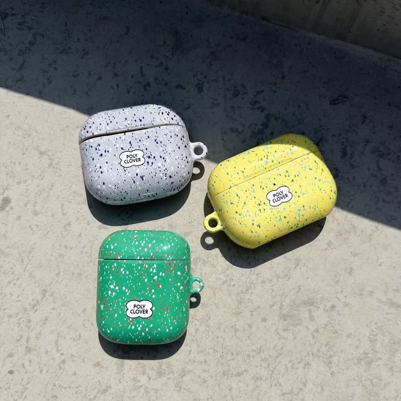 spotted hard AirPods Case (gray)