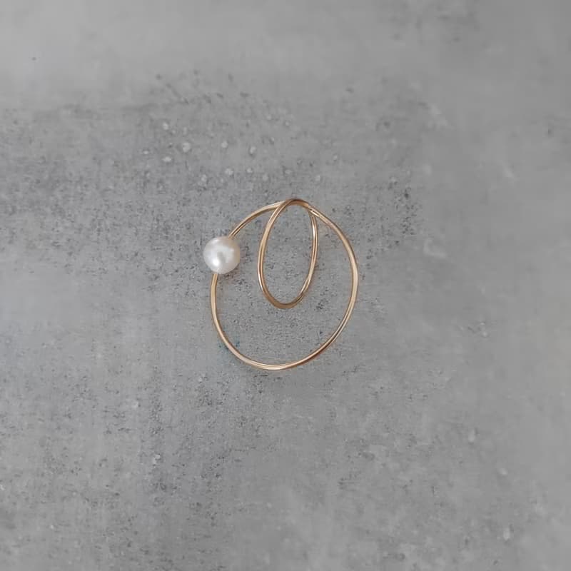 14kgf Freshwater Pearls W circle ear cuffs 1piece