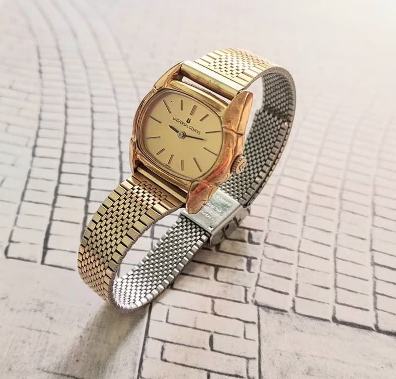 圓弧金色 老瑞士 Universal Geneve 金色 自動上鍊 女用古董手錶