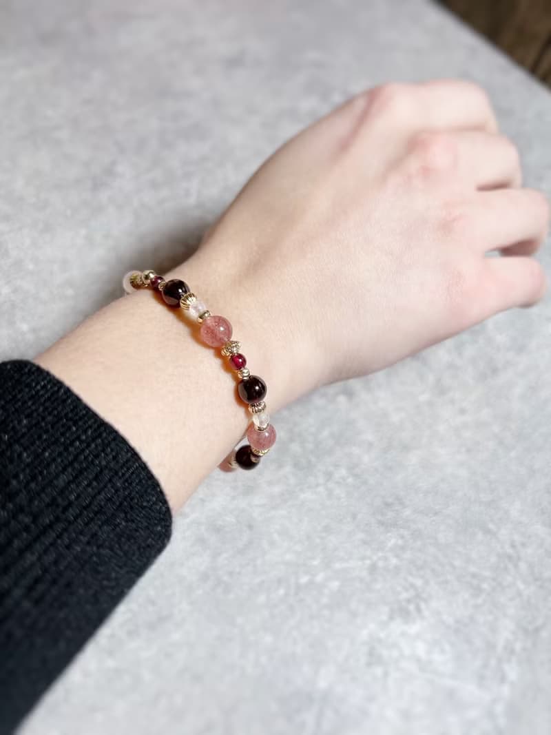 石榴石、星光草莓晶、紫牙烏、月光石 天然石手鍊
