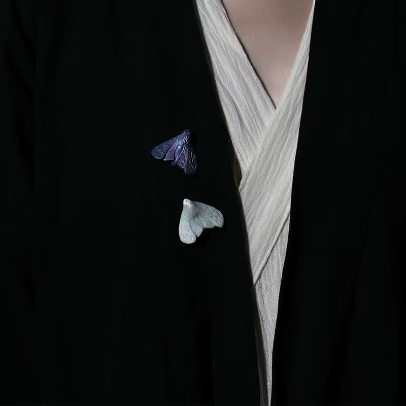 【飛蛾撲火】愛情箴言情侶個性陶瓷大衣胸針圍巾扣
