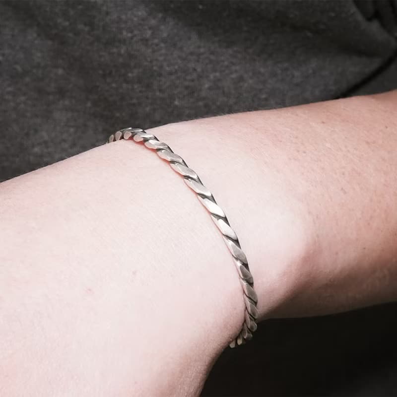 方晶格 麻花手環 霧黑 925純銀手環 開口式 C型手環