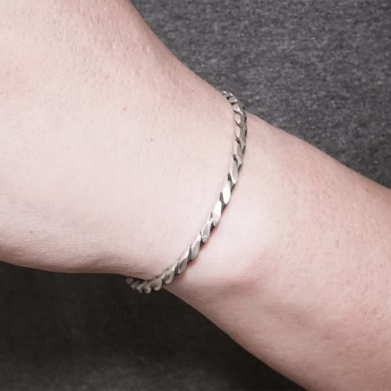 方晶格 麻花手環 霧黑 925純銀手環 開口式 C型手環