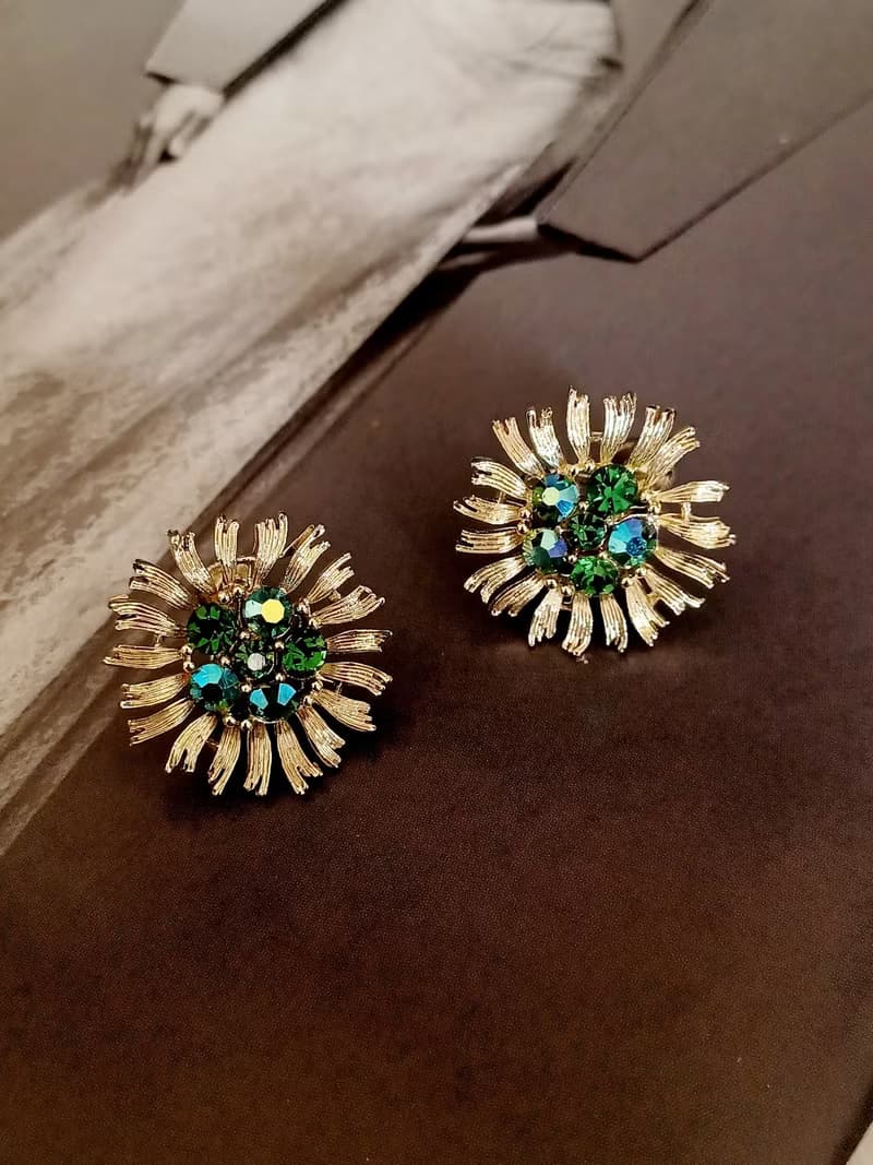 vintage jewelry  LISNER 綠芯太陽花萊茵鑽 夾式耳環