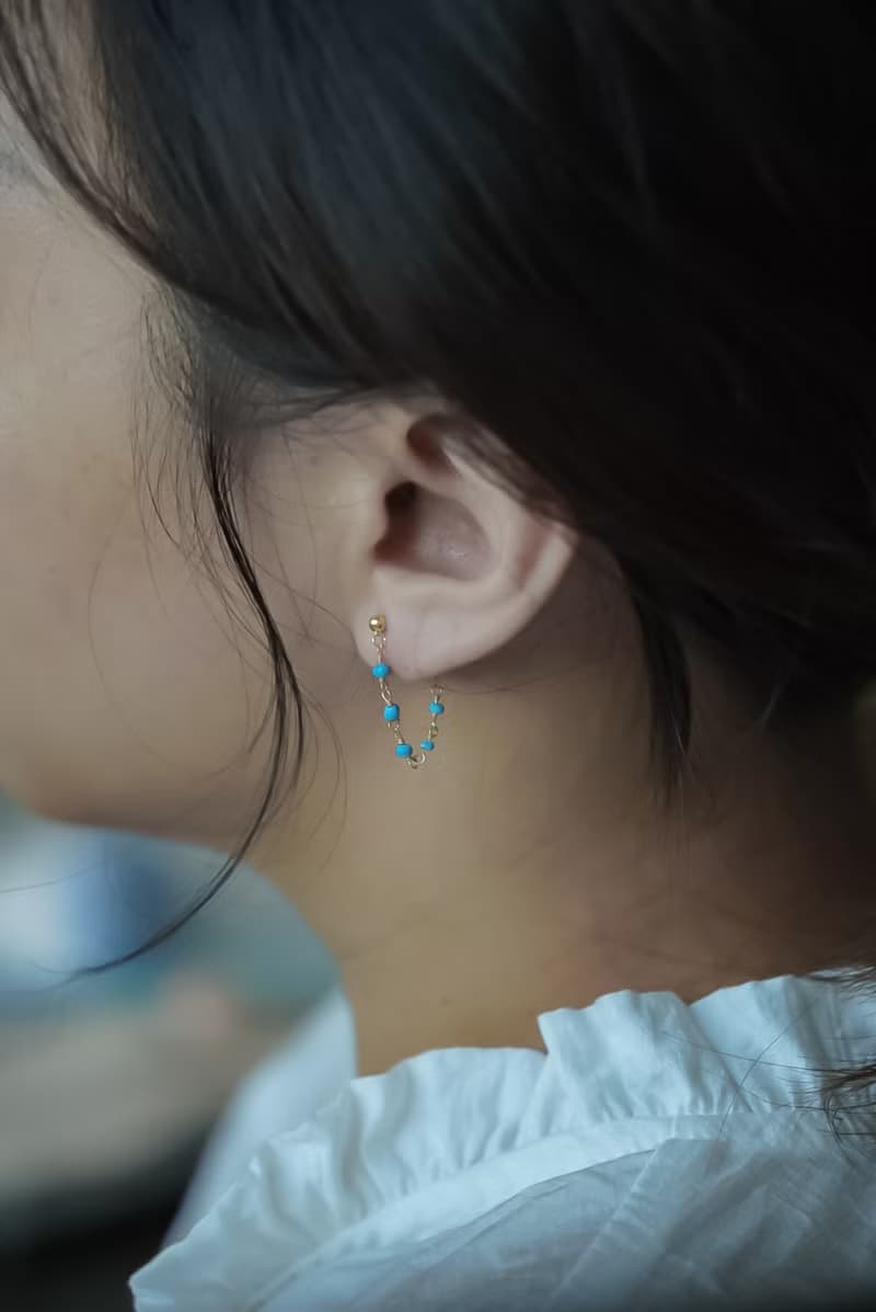 點點天然石後扣鍊條耳環 - 綠松石/石榴石 SV925 18K厚鍍金