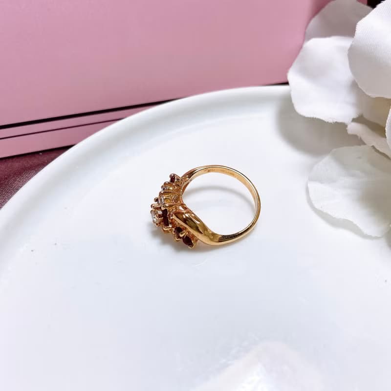 【西洋古董飾品】高雅花藝層次花團閃耀精美設計細緻 萊茵鑽 戒指