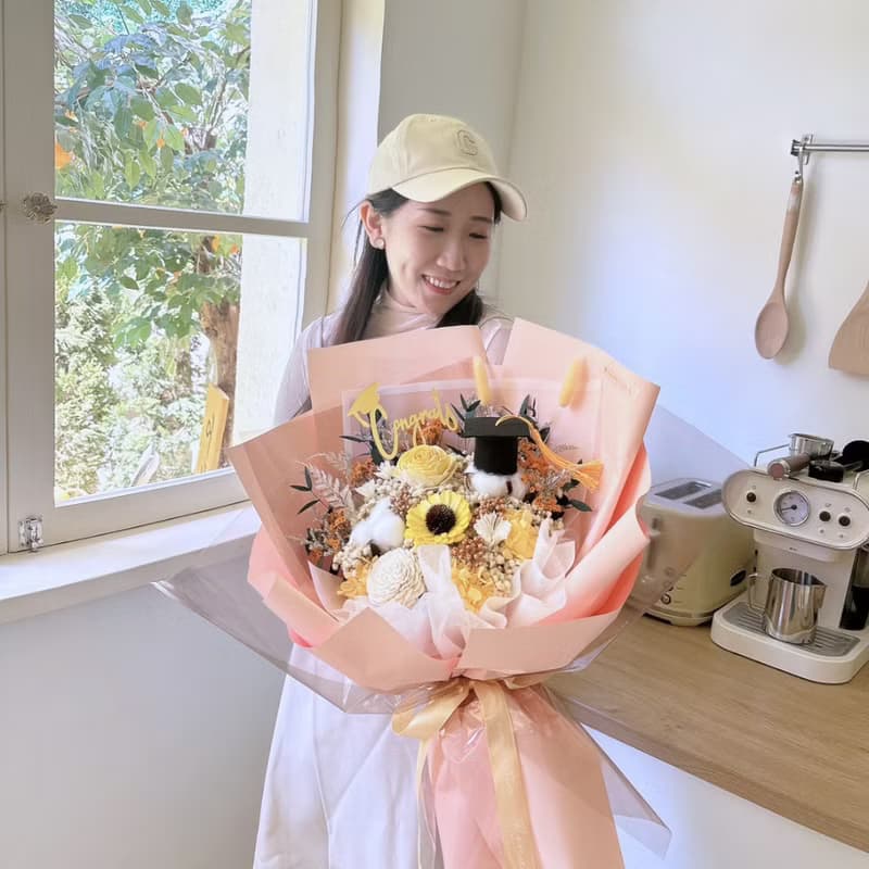 經典向日葵畢業花束 畢業花束 太陽花 滿天星 乾燥花 交換禮物