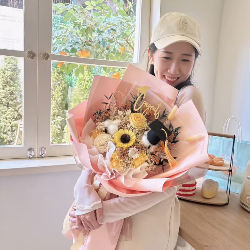 經典向日葵畢業花束 畢業花束 太陽花 滿天星 乾燥花 交換禮物