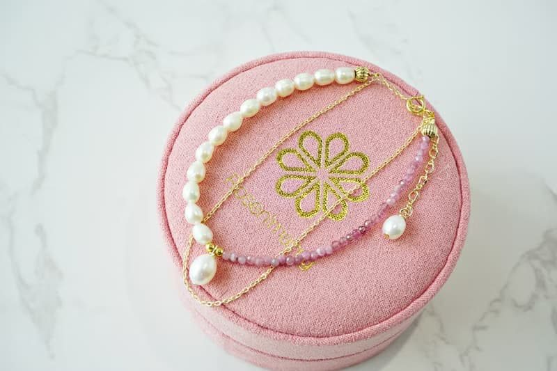 Natural Tourmaline and Freshwater Pearl Bracelet , July birthstone
