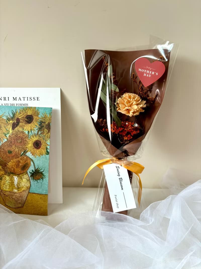 sueing_blossom  小資款康乃馨乾燥花束