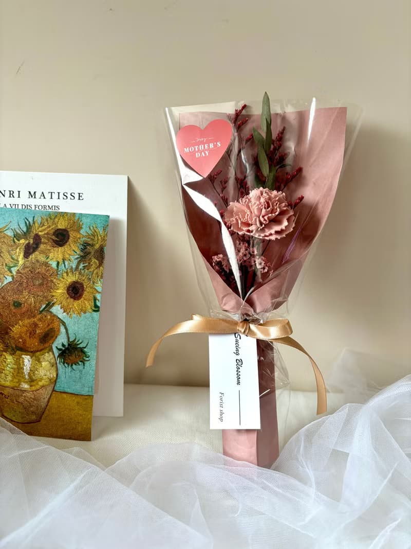 sueing_blossom  小資款康乃馨乾燥花束