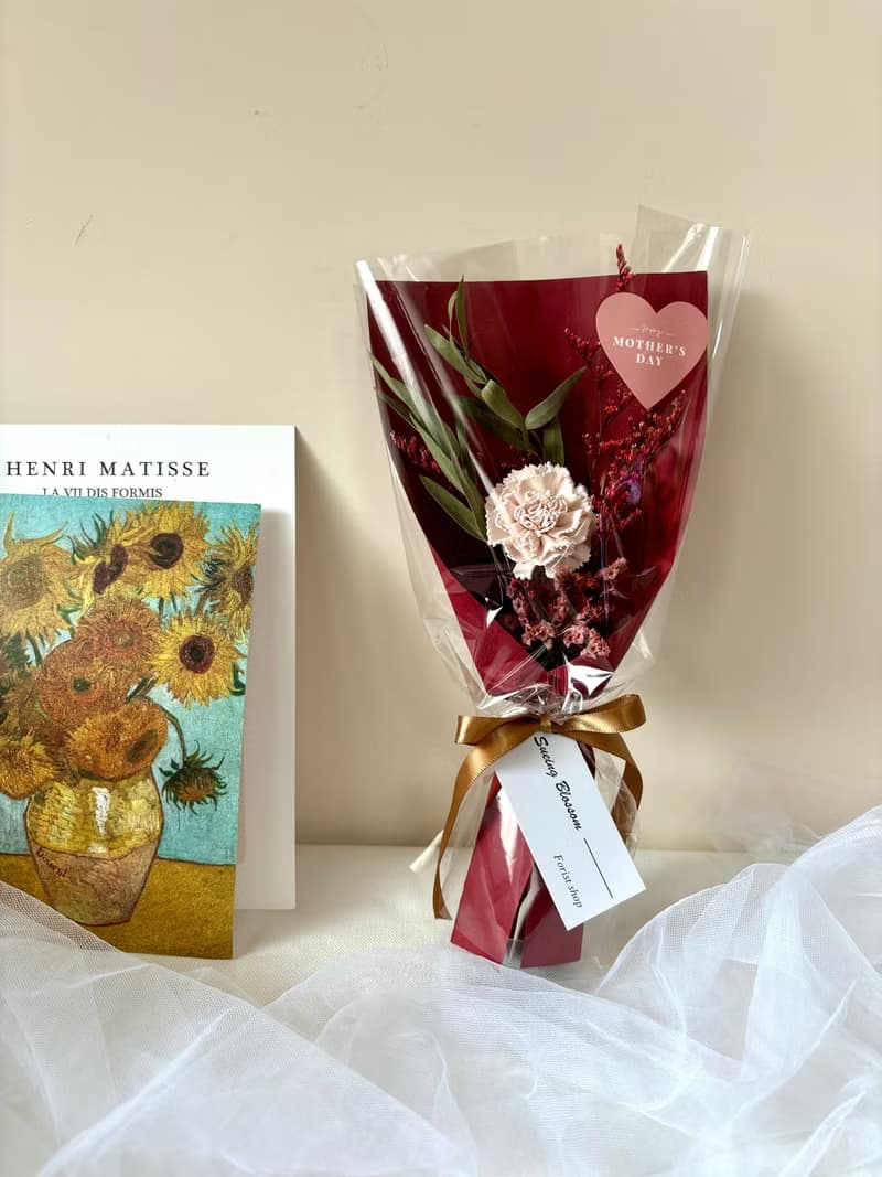 sueing_blossom  小資款康乃馨乾燥花束