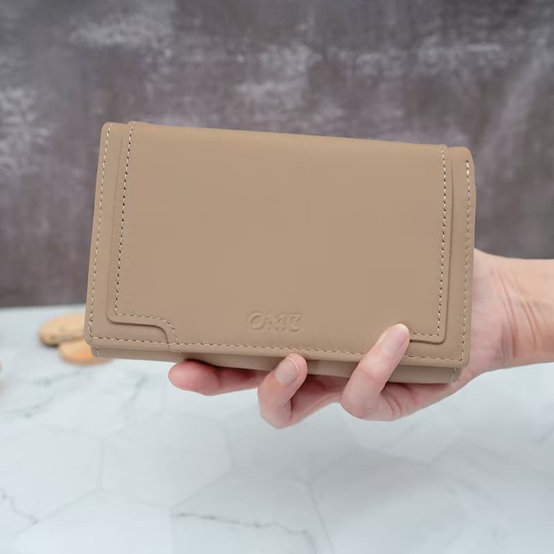 立體拼貼多夾層收納牛皮中夾4151(淺杏色)