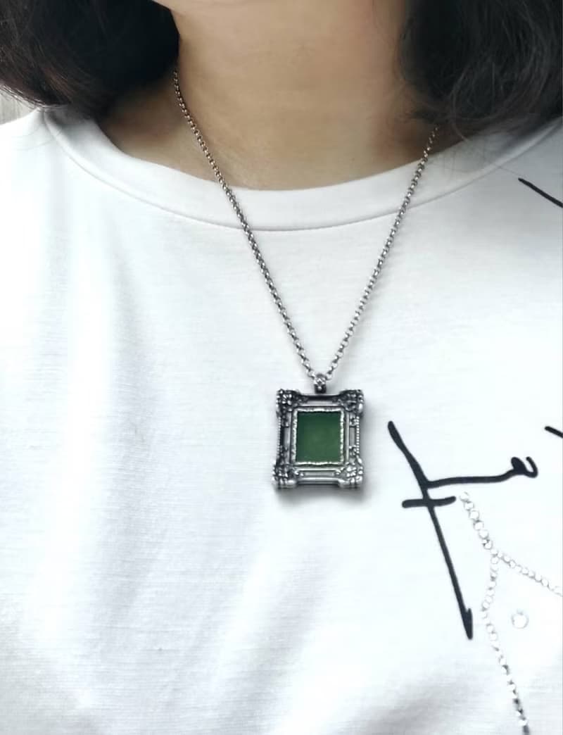【畫框系列】台灣玉正方銀墜項鍊 | 古典復古設計 × 文藝輕奢風