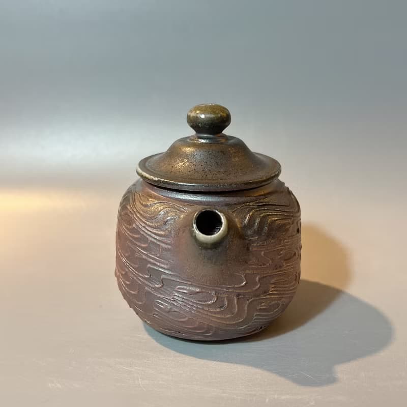 柴燒古樸落灰水波紋茶壺  / 小平凡手作