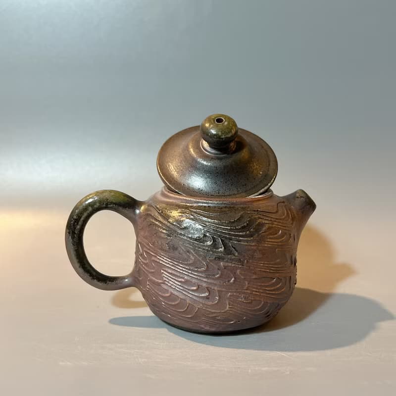 柴燒古樸落灰水波紋茶壺  / 小平凡手作