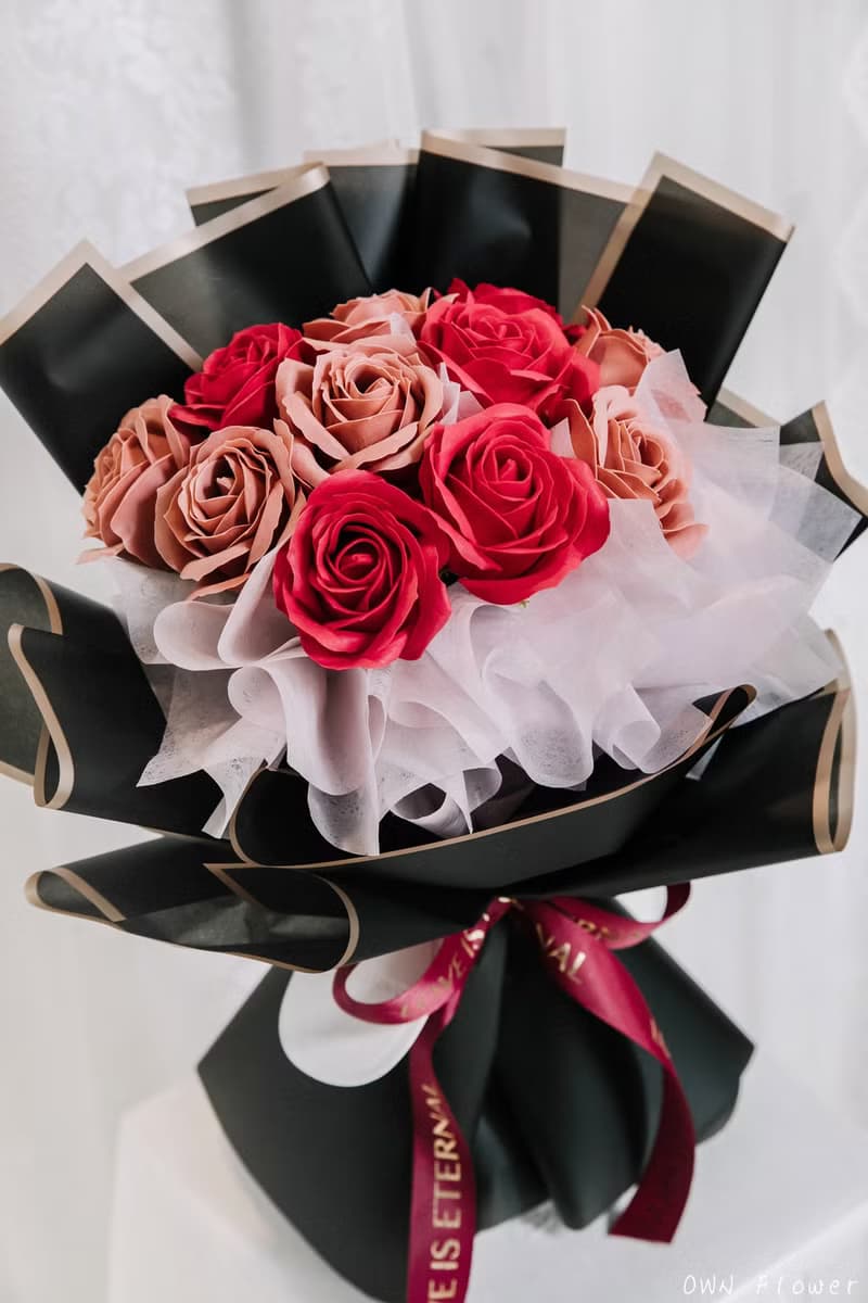 紅玫瑰花束/香皂花花束/生日花束/情人節花束/告白花束/約會花束