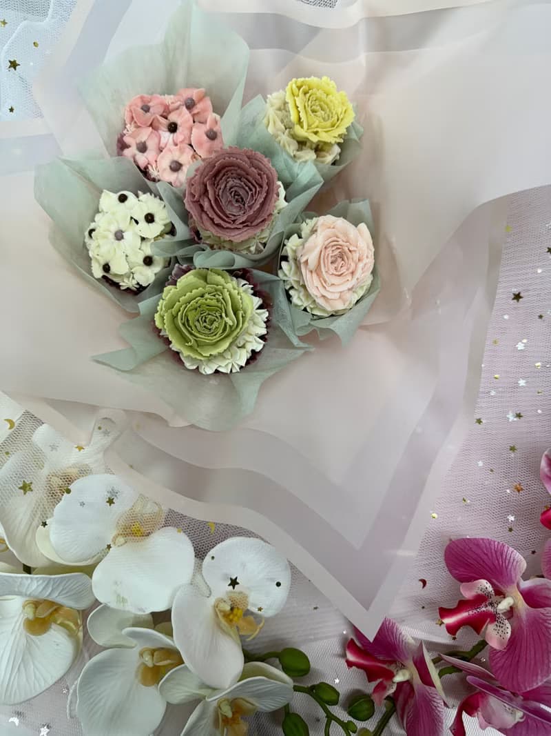 AY baker 限時 免費花束包裝 韓式裱花杯子蛋糕 cupcake