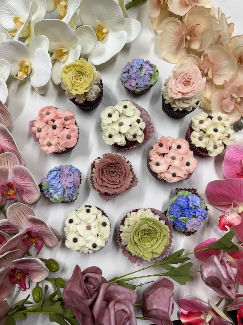 AY baker 限時 免費花束包裝 韓式裱花杯子蛋糕 cupcake