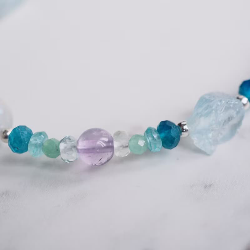 季節雨 ‧ 繡球花開 | 月光石、海藍寶、螢石、磷灰石 純銀手鍊